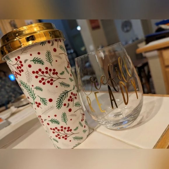 Melwood | NWT 2 Piece Holly Berry Acrylic Travel Mug & Wine Glass Set - Picture 6 of 7